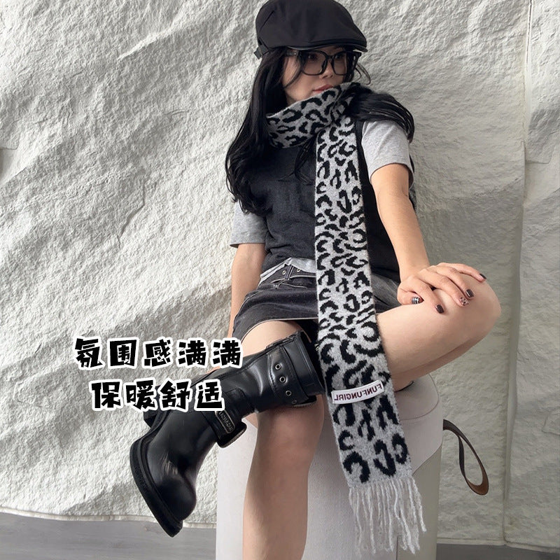 High-grade Wool Knitted Small Scarf