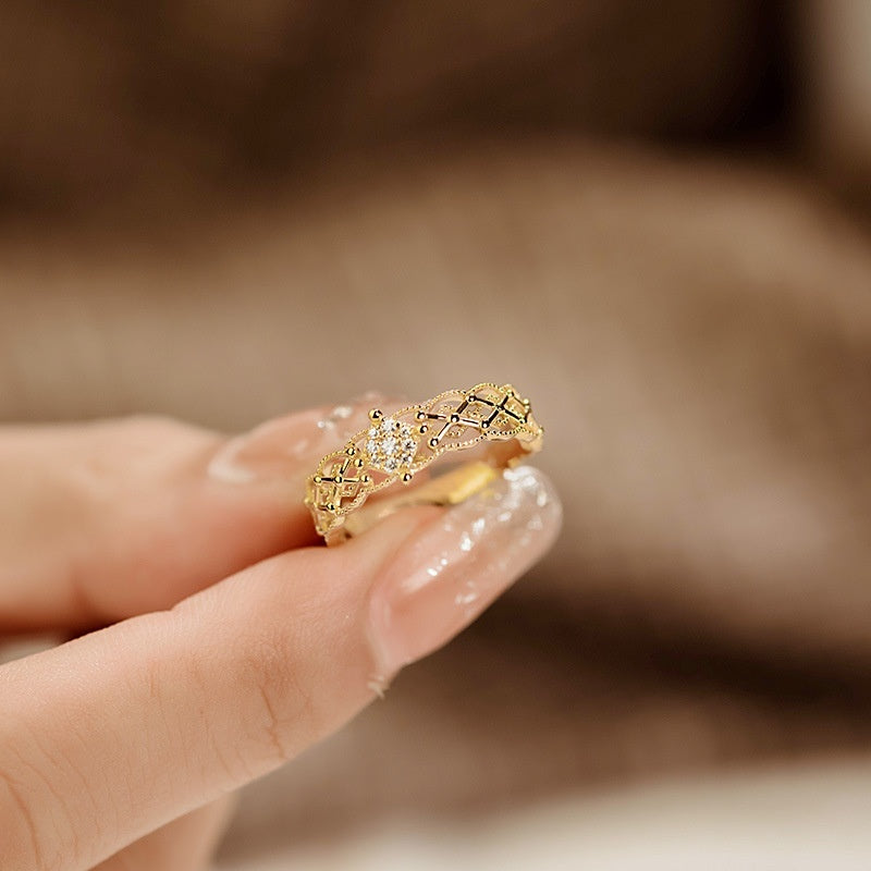 Pure 18K Jinrege Light Luxury Wide Version Fashion Ring – Timeless