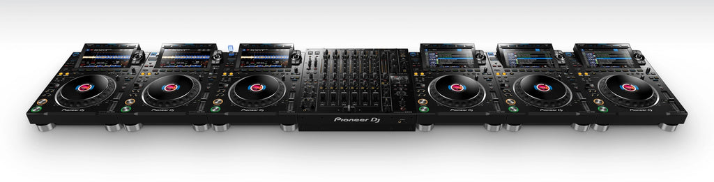 Pioneer DJ CDJ-3000 bundle