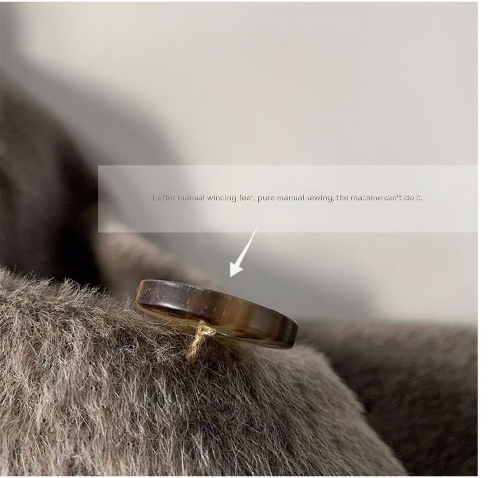 Solid Sail Sheep Camel Coat – Luxury & Warmth for Winter Elegance