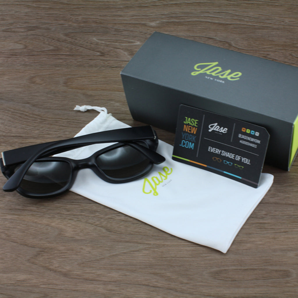 Delano Sunglasses in Matte Black