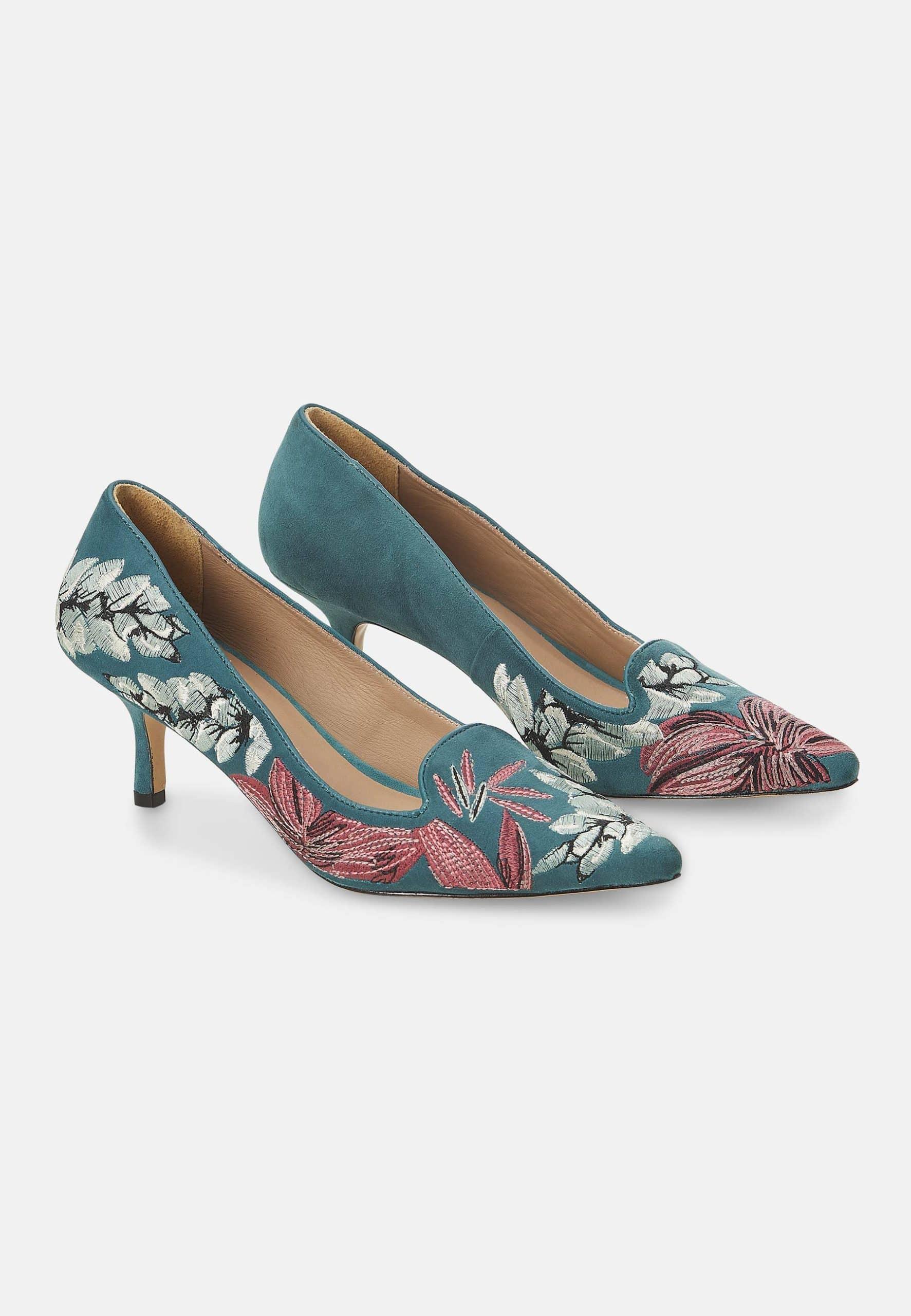 Grey Suede Embroidered Pumps – Kitten Heel Style